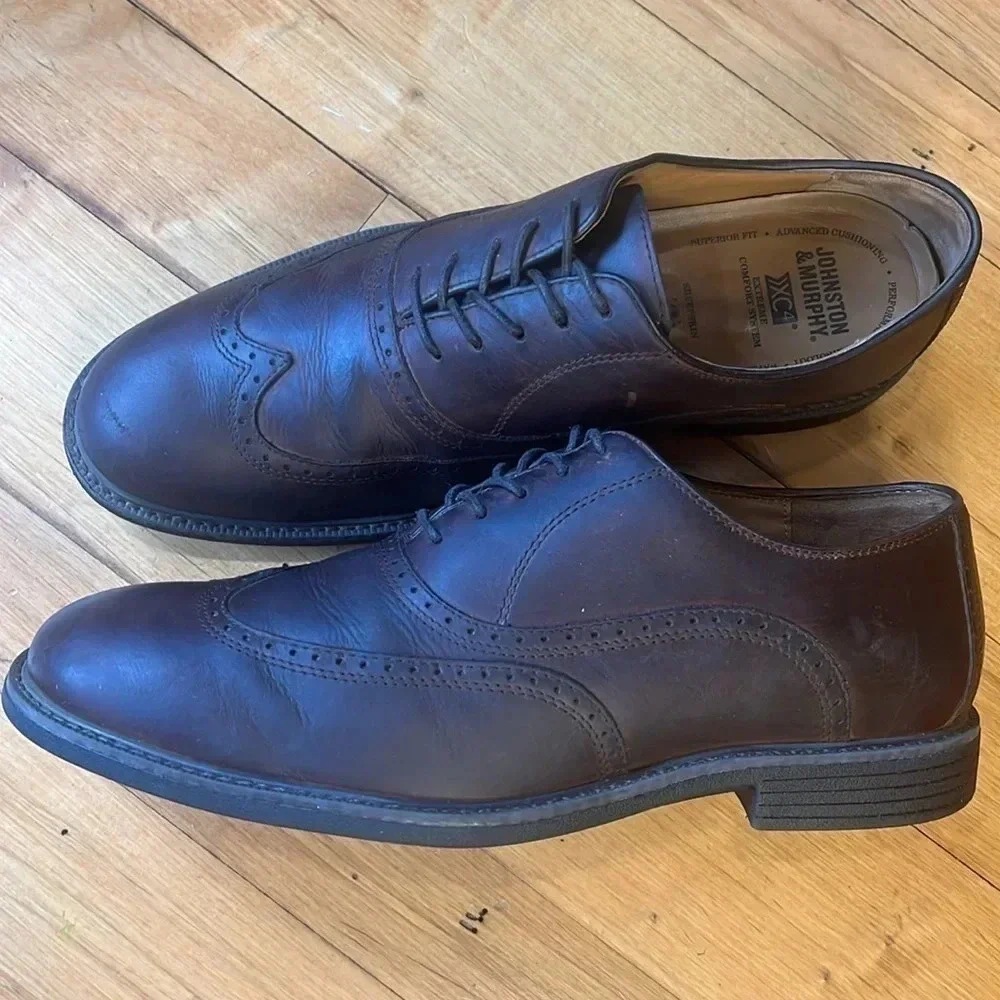 Hollis Wingtip Dk Brown Nu buck, Johnston&Murphy Men's Size 10.5
